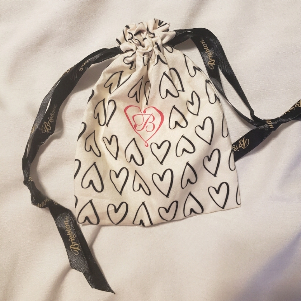Gently USED Vintage Silvertone Brighton Seas the Day Heart Necklace - Picture 5 of 6